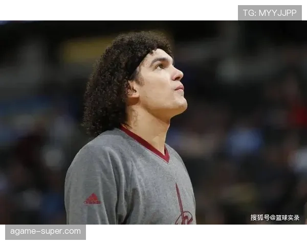 安德森·瓦莱乔挡拆积极性提升助力球队内线得分效率明显提高