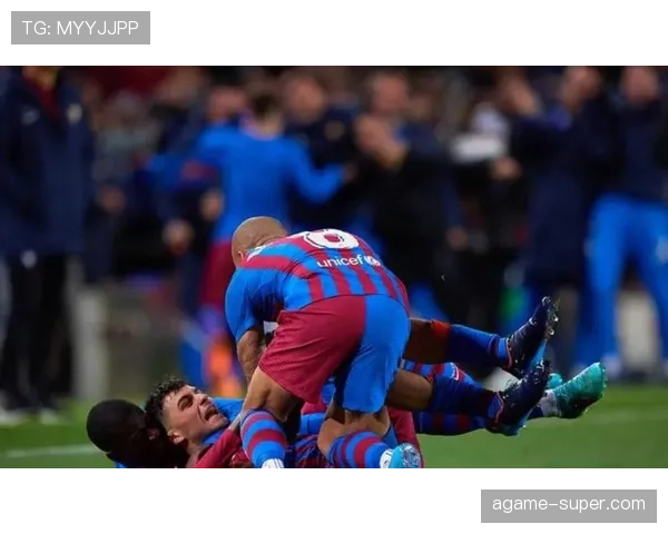 巴萨防线被打穿，整体压迫战术表现波动对本赛季防守稳定性造成挑战